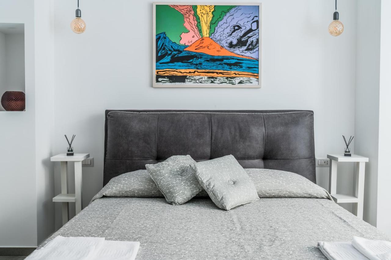& Love Apartment